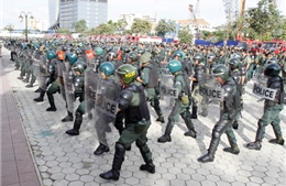 Campuchia huấn luyện cảnh sát chống bạo động 